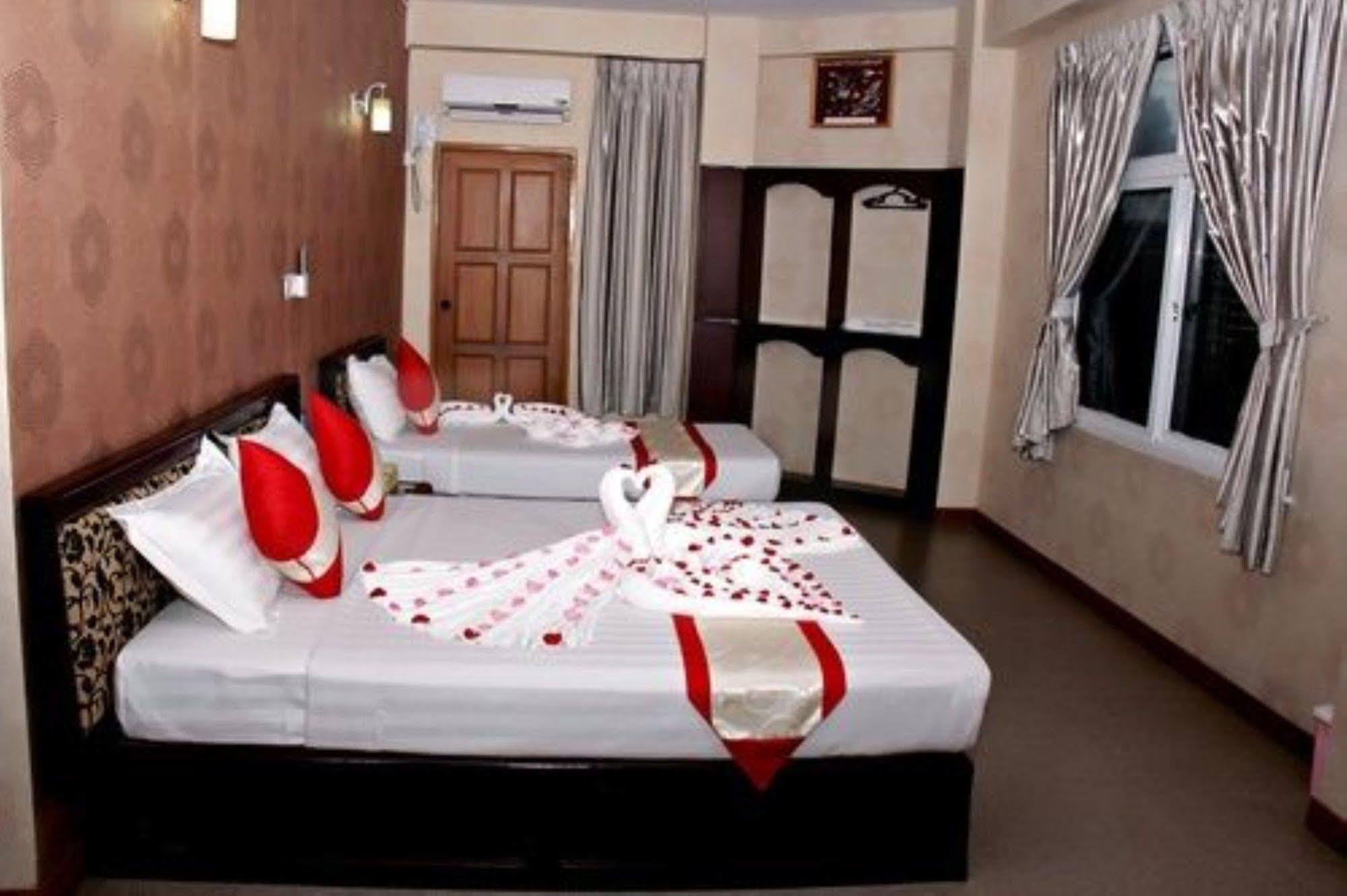 Diamond Crown Hotel Gyogon Ngoại thất bức ảnh